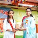 अब मैं उम्र के उस मोड़ पर हूँ…